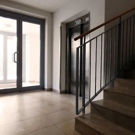 Apartament Bobrzynskiego Apartmán *